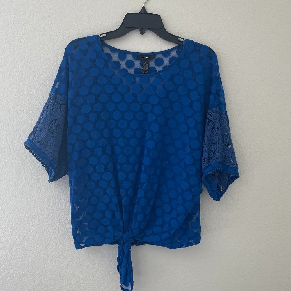Alfani two-piece blue polkadot top